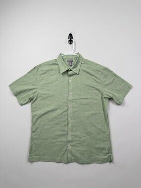 Van Heusen men's short-sleeve button-down shirt in a mint green color Large